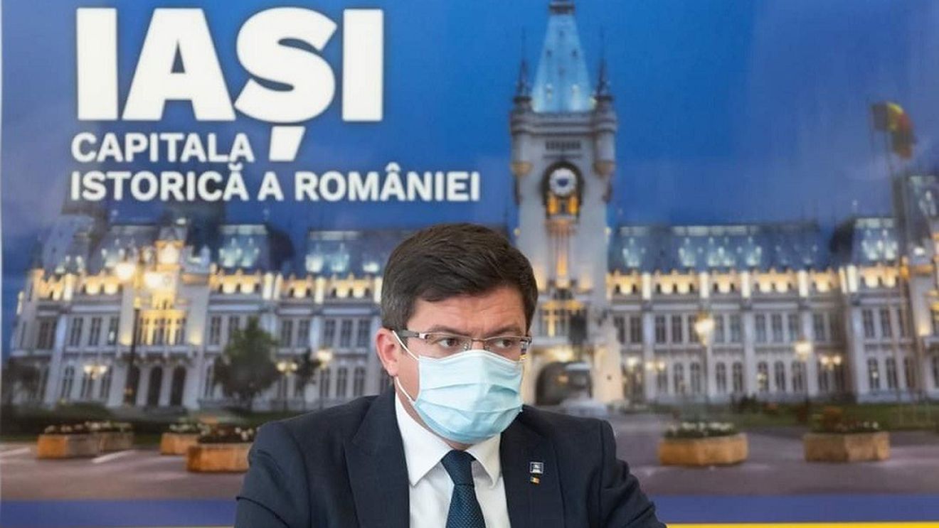 Cinci candidați liberali la primării din Iași au condamnări. Trei au primit pedepse definitive cu suspendare, iar un altul, în primă instanță. Un candidat este trimis în judecată pentru șpagă în bilete de avion
