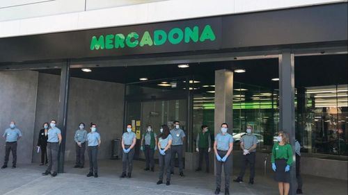 Cel mai mare lanţ de supermarketuri din Spania, cu aproape 100.000 de angajați, va mări salariile cu un procent egal cu rata anuală a inflaţiei din 2021