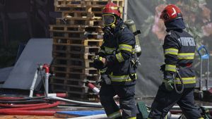 Cei doi pacienţi internaţi la Floreasca în urma exploziei de la Dedeman sunt încă în stare gravă, având în continuare nevoie de oxigenoterapie cu presiune crescută/ Cei trei răniţi de la Iaşi sunt în stare stabilă
