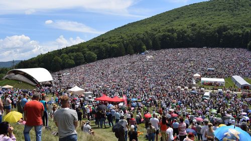 Preşedintele Ungariei, în vizită privată în România, va participa la pelerinajul de Rusaliile Catolice de la Şumuleu Ciuc