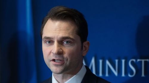 Burduja: Din respect pentru bucureşteni, trebuie să le prezentăm un model liberal de administraţie / Îmi doresc să văd o campanie fără atacuri între niciunul dintre participanţi