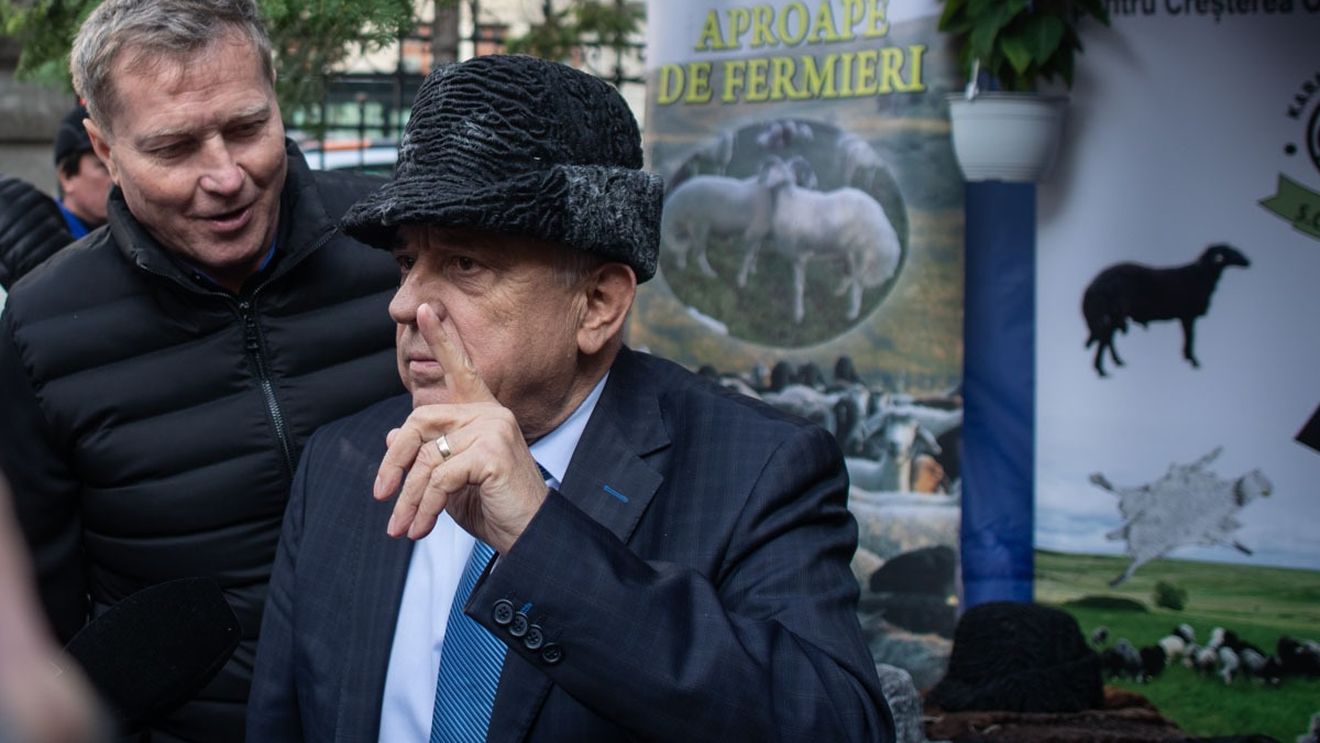 USR, despre ministrul Agriculturii: ”Ne face să ne rugăm să plouă/ A ratat Planul Național Strategic și compensările pentru producătorii de cereale”
