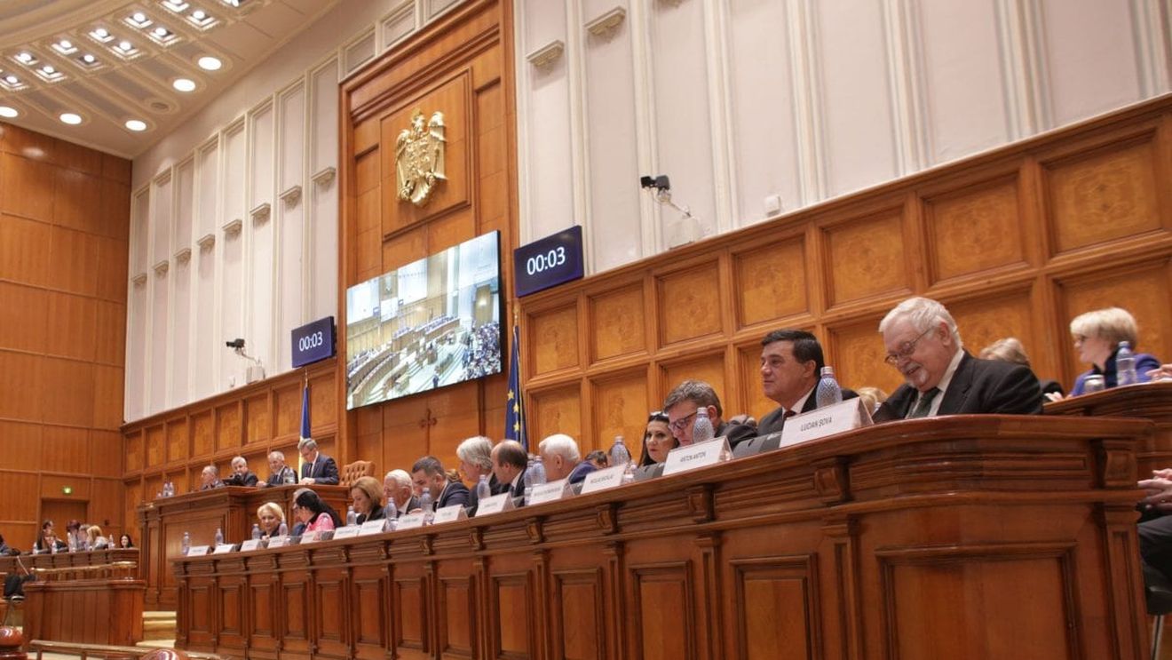 Noul proiect al bugetului de stat prevede un deficit mai mare cu 1,3 miliarde de lei față de varianta din 31 ianuarie / USR: Teodorovici trebuia să demisioneze de azi-noapte