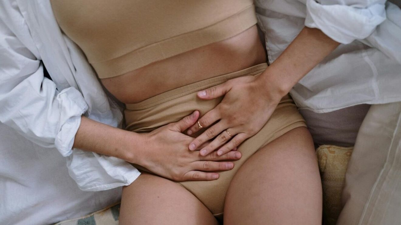 STUDIU Fetele încep menstruația la vârste mai mici în comparație cu generațiile trecute
