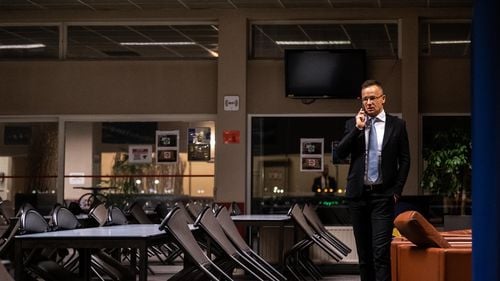 Budapesta se oferă să găzduiască discuţii de pace între Rusia şi Ucraina