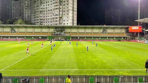 Preliminarii Cupa Mondială: Meciul Moldova - Austria, întârziat jumătate de oră din cauza unei drone cu care se juca un copil