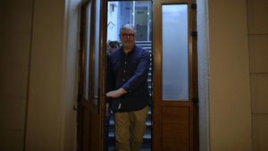 DNA: Sorin Mândruțescu a pretins și primit mita de 869.413 euro în opt situații, în perioada septembrie 2009-noiembrie 2013