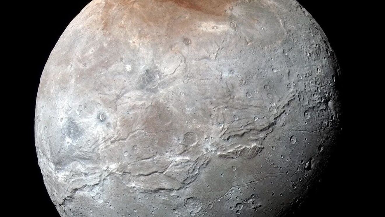 Șeful NASA îi cere lui Trump ca Pluto să fie din nou recunoscută drept planetă