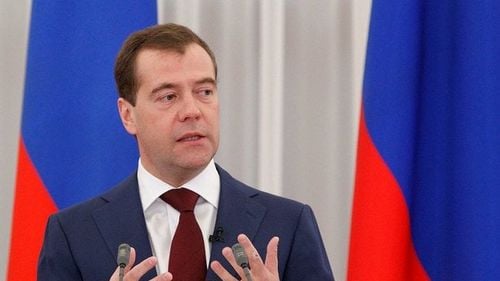 Dmitri Medvedev, încă un derapaj verbal: Europa trebuie să simtă pe propria piele ce înseamnă pericolul războiului / Să se teamă şi să tremure ca nişte animale proaste într-o turmă, care sunt conduse la abator / Să facă pe ei de frică