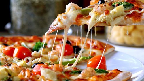 Luciano Scărlătescu este noul campion mondial al pizzei picante