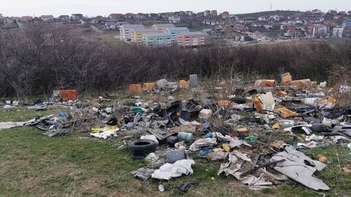 VIDEO Imagini apocaliptice în jurul Iașului: capitala Moldovei, sufocată de gunoaie