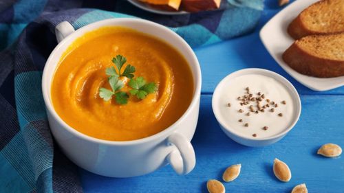 Trei idei de meniuri sățioase și echilibrate, care să te ajute să integrezi cât mai multe legume și proteine în dieta zilnică