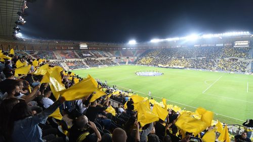 Zeci de suporteri israelieni, veniţi la partida dintre Beitar Ierusalim şi FK Sutjeska Niksic, care se desfăşoară la Ploieşti, prinşi cu materiale pirotehnice şi substanţe posibil interzise