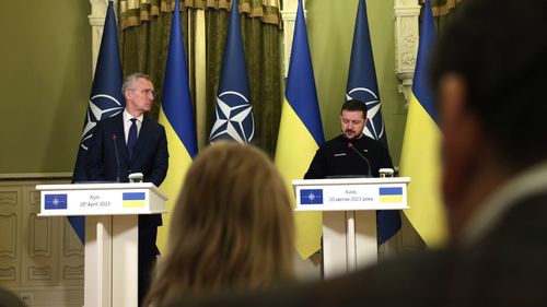 Zelenski va participa la summitul NATO de la Vilnius din 11-12 iulie, anunță Stoltenberg: „Ne vom reînnoi legăturile politice”