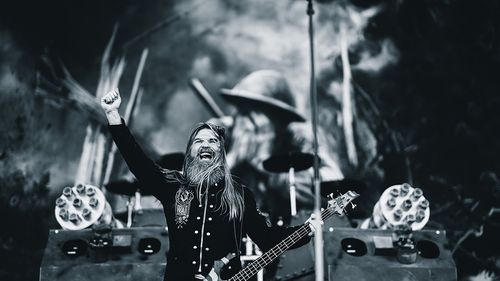Rockerii suedezi de la Sabaton concertează, luni, la Arenele Romane
