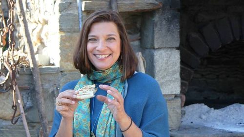 „Familia mea provine din insula grecească a longevității, unde oamenii trăiesc adesea până la 100 de ani. Iată un aliment neașteptat pe care îl mâncăm întotdeauna” – autoarea Diane Kochilas