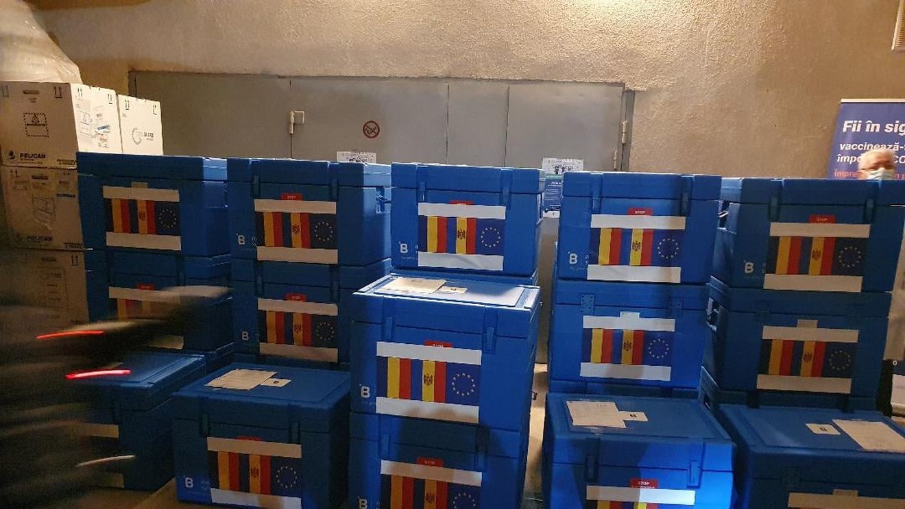 România trimite în Republica Moldova sub formă de ajutor umanitar încă un lot de peste 100 de mii de doze AstraZeneca