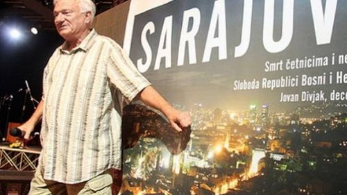 A încetat din viaţă Jovan Divjak, generalul sârb care a apărat Sarajevo în timpul războiului din fosta Iugoslavie