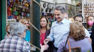 Partidul de la guvernare din Grecia dezbate posibilitatea organizării unor alegeri anticipate în această toamnă