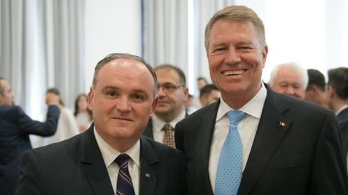 Deputatul AUR care l-a făcut ”nazist” pe deputatul FDGR Ovidiu Ganț scapă de orice pedeapsă:”Expresiile general ofensatoare „idiot” şi „fascist” pot fi considerate drept o critică tolerabilă în anumite circumstanţe”