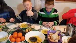 Strategia Naţională pentru susţinerea părinţilor a fost aprobată de Guvern, un pas important pentru diminuarea fenomenelor de neglijare, exploatare și abuzare a copiilor