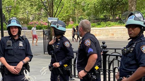 Împuşcături la metroul din New York, soldate cu un mort după o încăierare izbucnită în tren / Poliția: ”Pentru cel care a tras - acum eşti cel mai căutat de poliţia din New York”