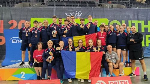 România este campioană europeană la tenis de masă cu echipele de fete și băieți U-19