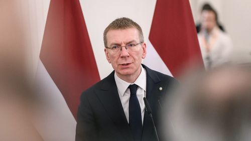 Președintele Letoniei condamnă ”atacul dronei rusești” asupra blocului din Galați / Edgars Rinkēvičs a reacționat public înaintea președintelui României / Nicușor Dan, nicio reacție la 6 ore după incident