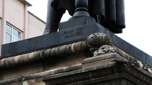 O statuie a lui Cristofor Columb demontată de autorități la Ciudad de Mexico / Grupuri de militanți au anunțat că intenționează să o dea jos cu ocazia comemorării sosirii lui Columb în America