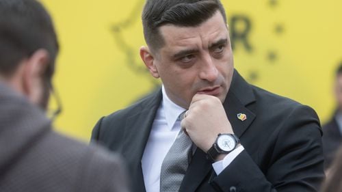 George Simion, liderul partidului extremist AUR, cere demisia ambasadorului României la Haga și a întregii conduceri MAE după furtul exponatelor dacice din Muzeul Drents
