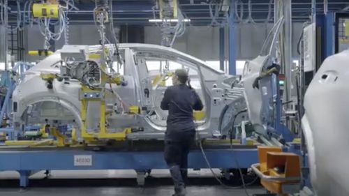 Ford Motor recheamă peste 20.000 de SUV-uri hibride din cauza unor probleme la baterie