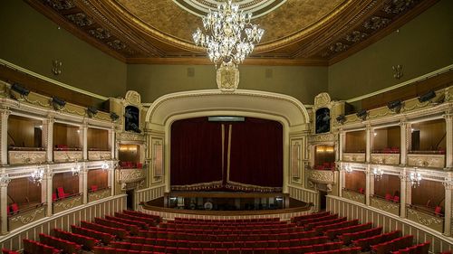 O reinterpretare a celebrei capodopere a lui Verdi „La Traviata”, la Opera Naţională Bucureşti / Intrarea este liberă, iar spectacolul se desfășoară luni