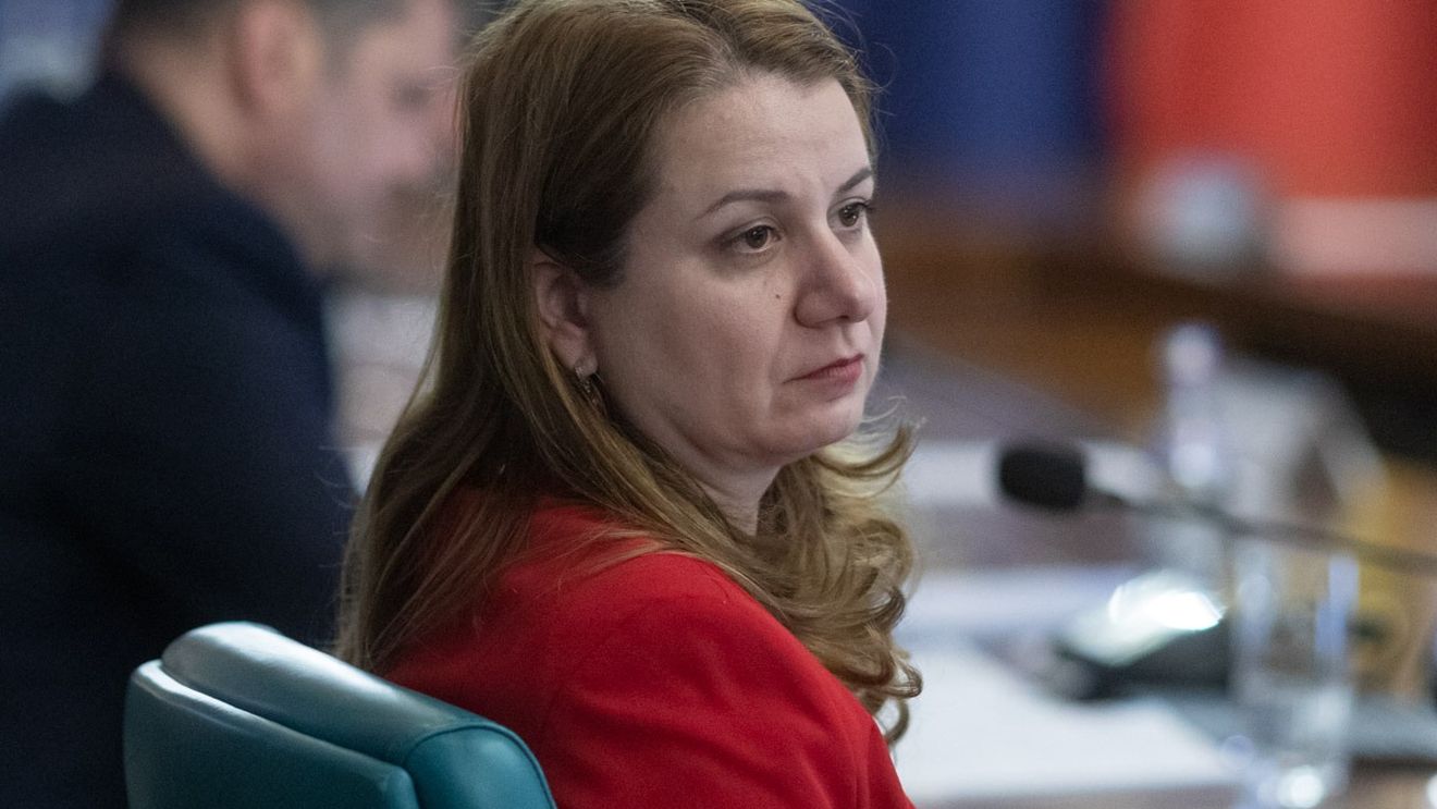 "Religia poate fi o disciplină la examenul de Bacalaureat", afirmă ministrul Educației, Ligia Deca