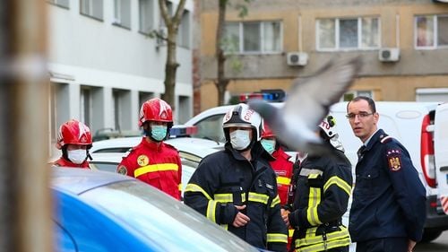 Timișoara: Un bărbat s-a aruncat de la etajul I al locuinței, după ce s-a certat cu soția