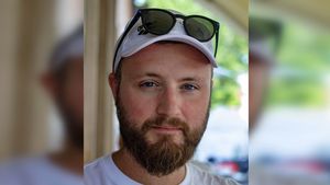 INTERVIU Adrian Rădulescu, antrenorul lui David Popovici: Uneori ducem copilul la sport și vrem să-l vedem campion. Dar când traseul inițial nu mai corespunde, intrăm în panică. Mai târziu va avea ecou pentru copil
