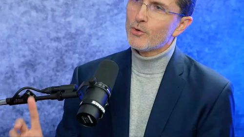 Vasile Bănescu, membru CNA: Educația din România este fragilă. Mă refer la roade concrete în mințile unor oameni care merg la vot – un om needucat este ușor de manipulat / Tăcerea Bisericii poate fi complicitate