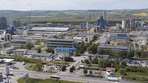 BREAKING Primul mare producător afectat de scumpirile la energie: Azomureș anunță că va opri temporar producția de îngrășăminte din cauza prețului ridicat la gaze și energie electrică