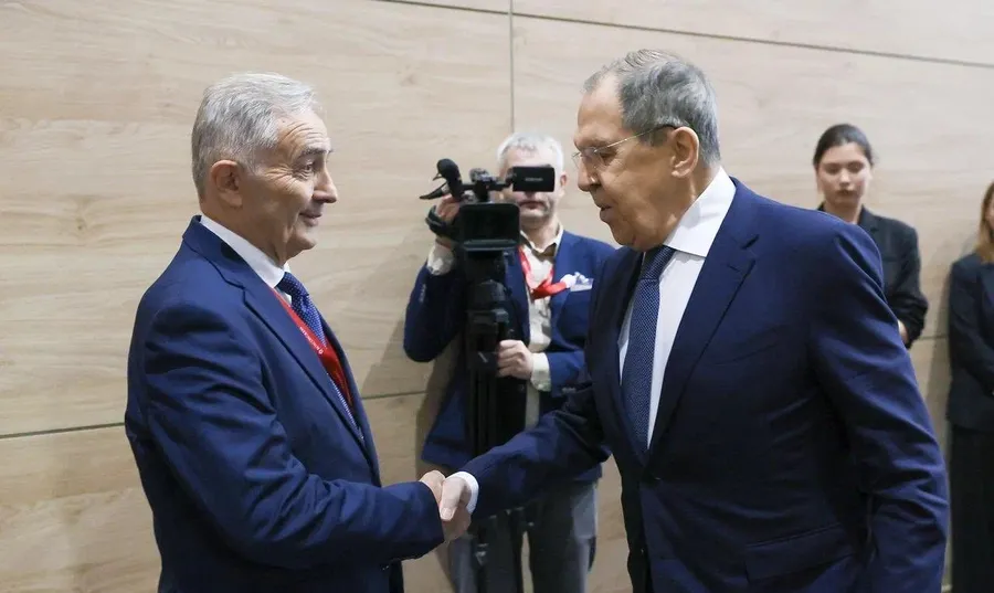 lazar comanescu si serghei lavrov