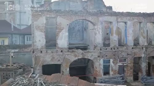 VIDEO În ce stadiu au ajuns lucrările la Hanul Solacolu, una dintre cele mai vechi clădiri din București, de la 1859