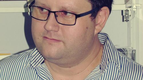 Profesorii au emoții, în predarea online? Doru Căstăian, despre experiența școlii digitale, platformele pe care le folosește și fenomenul ecranelor negre