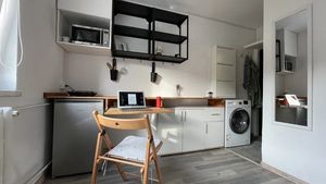 Garsoniere de 11 metri pătrați din Cluj-Napoca, scoase la vânzare cu 40.000 de euro /  ”O investiție sigură datorită creșterii constante a prețurilor imobiliare”