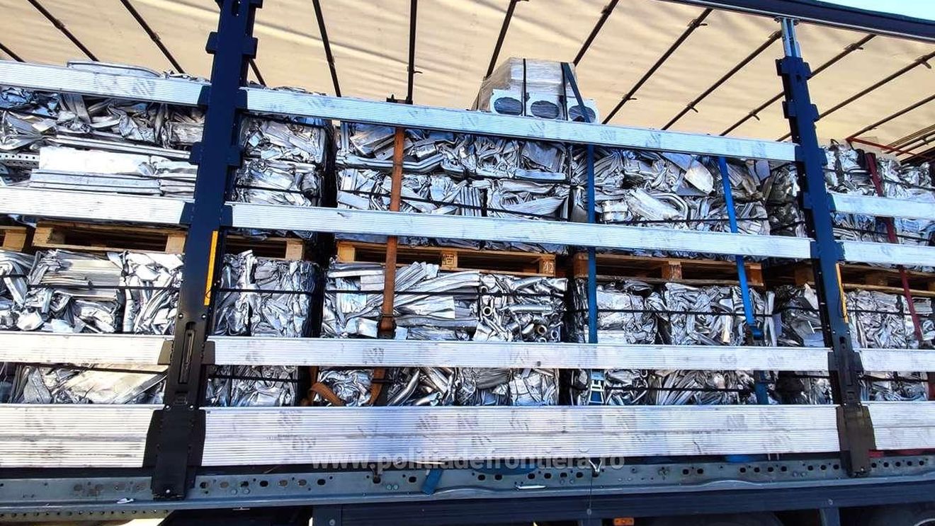 60 de tone de aluminiu și electronice second hand, oprite la graniță / Marfa va fi înapoiată firmelor expeditoare