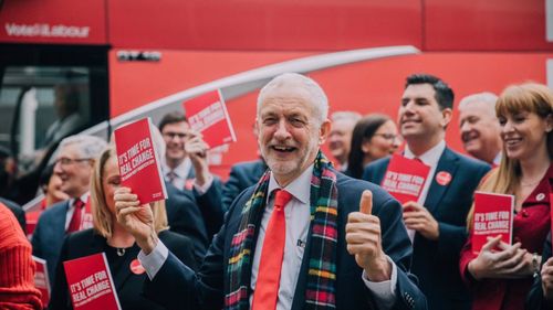 Jeremy Corbyn face apel la țările occidentale să nu mai înarmeze Ucraina, la un post de televiziune pro-rus din Beirut