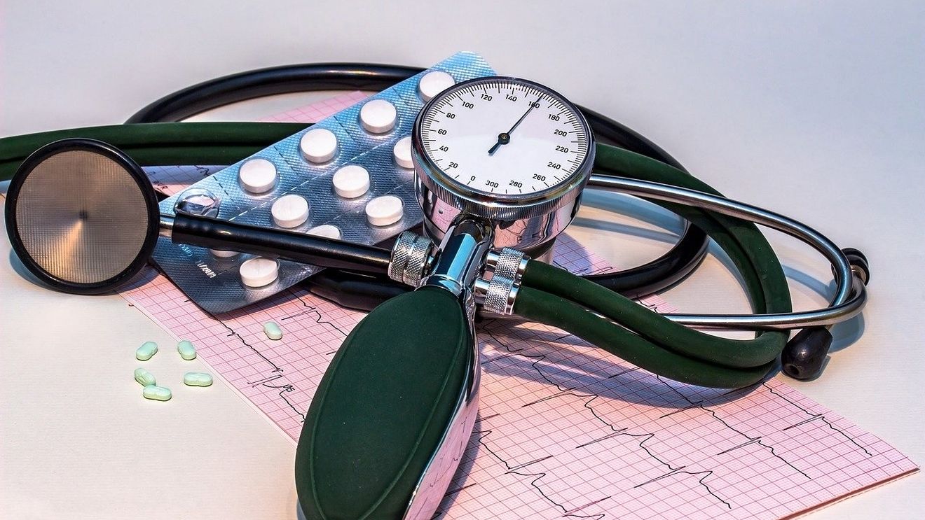 De ce este importantă tensiunea arterială pentru sănătatea ta / Cum să ții sub control hipertensiunea arterială
