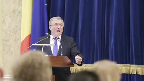 Procurorul general îi cere și el Avocatului poporului să atace la CCR ordonanța de urgență pe Justiție