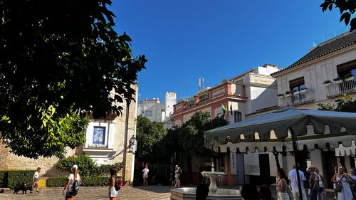 Primăria orașului spaniol Sevilia vrea să le facă viața imposibilă celor care închiriază ilegal apartamente turiștilor: taie apa