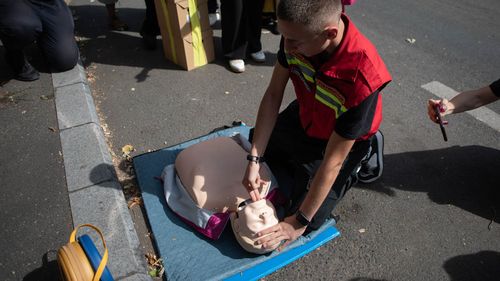 O nouă ediție a Maratonului Resuscitării va avea loc la Cluj: Ateliere de prim ajutor ținute de către medici, paramedici și voluntarii SMURD