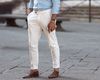 Ghidul bărbaților pentru pantalonii albi / Cum îi porți elegant fără să dai greș