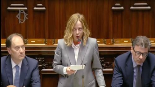 Controversatul proiect anti-proteste al Giorgiei Meloni devine lege în Italia / Decretul privind securitatea conferă puteri sporite agenților statului și protecție sporită polițiștilor