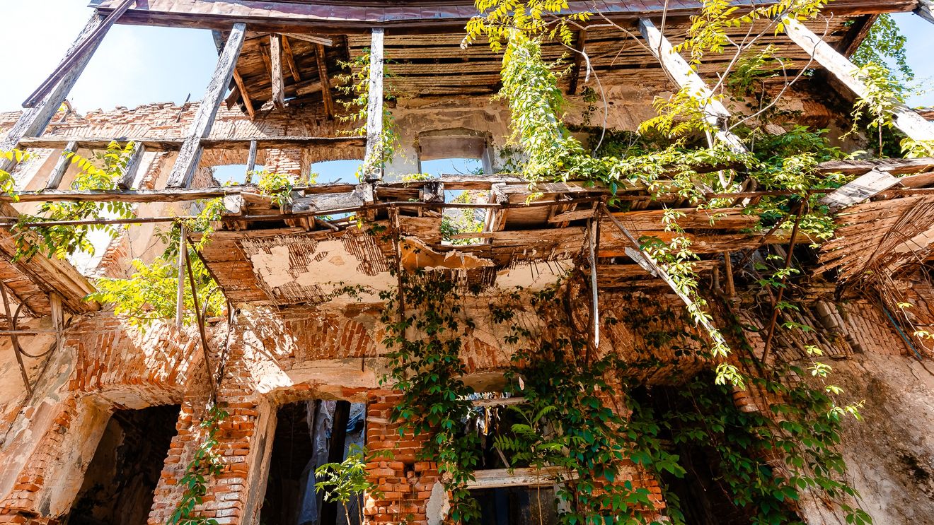 FOTO Primăria Capitalei anunţă că au fost finalizate lucrările de punere în siguranţă a Hanului Solacolu